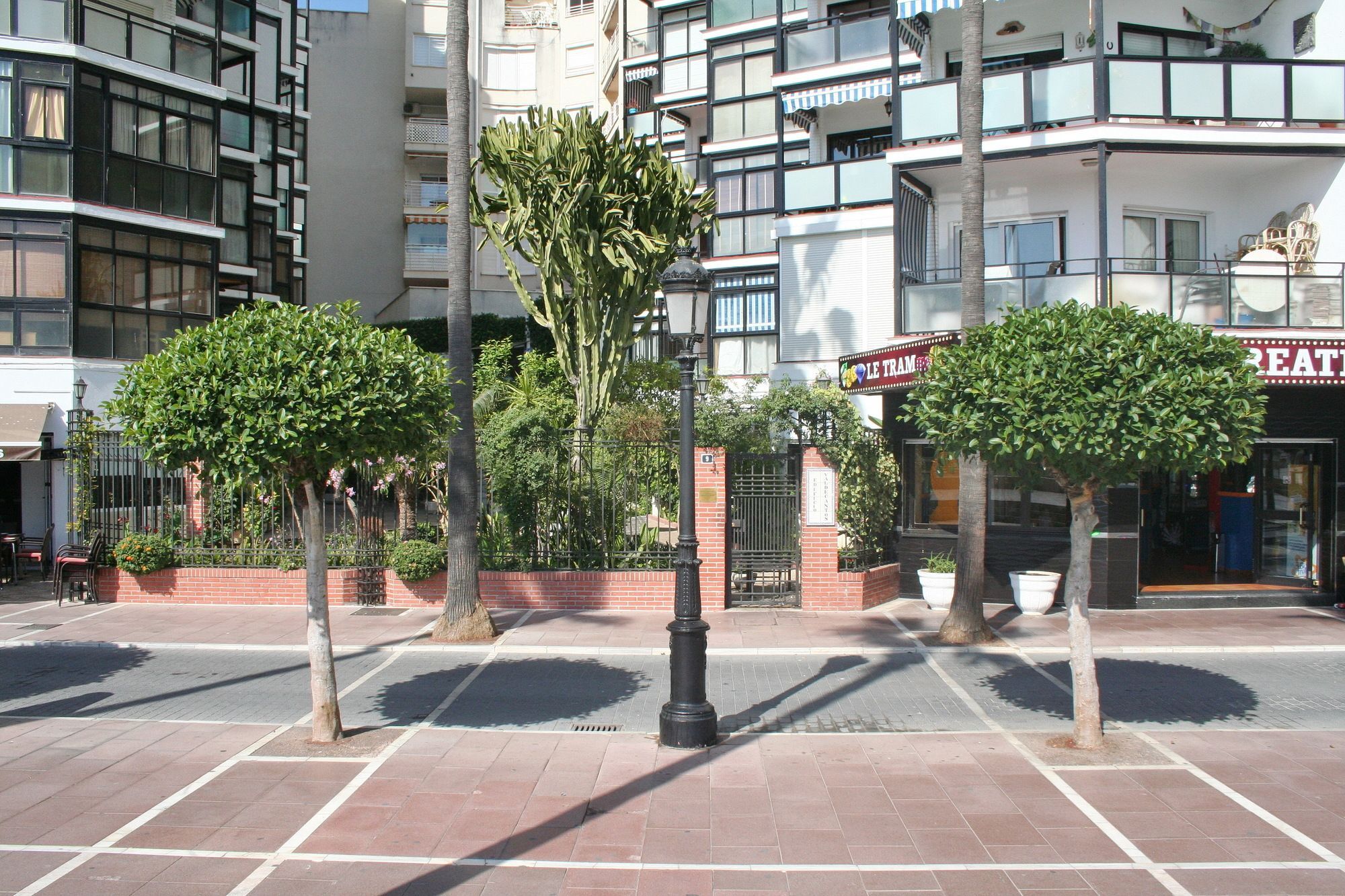 Apartment Valdecantos 1st Line Marbella